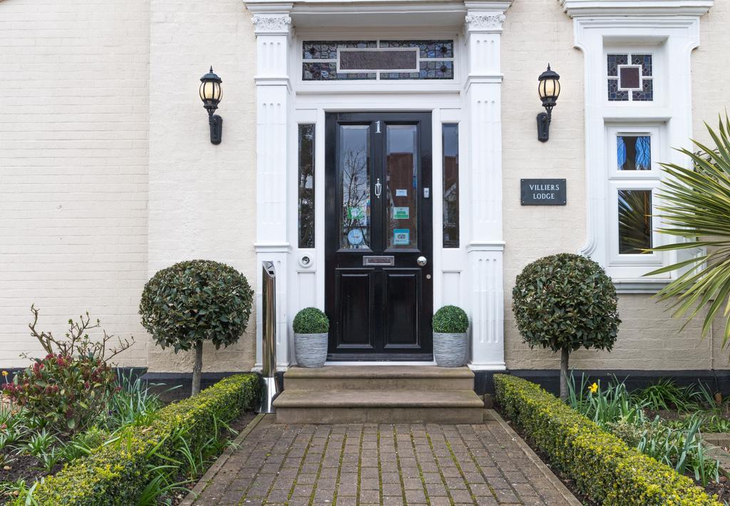 Villiers Lodge Surbiton Exterior foto
